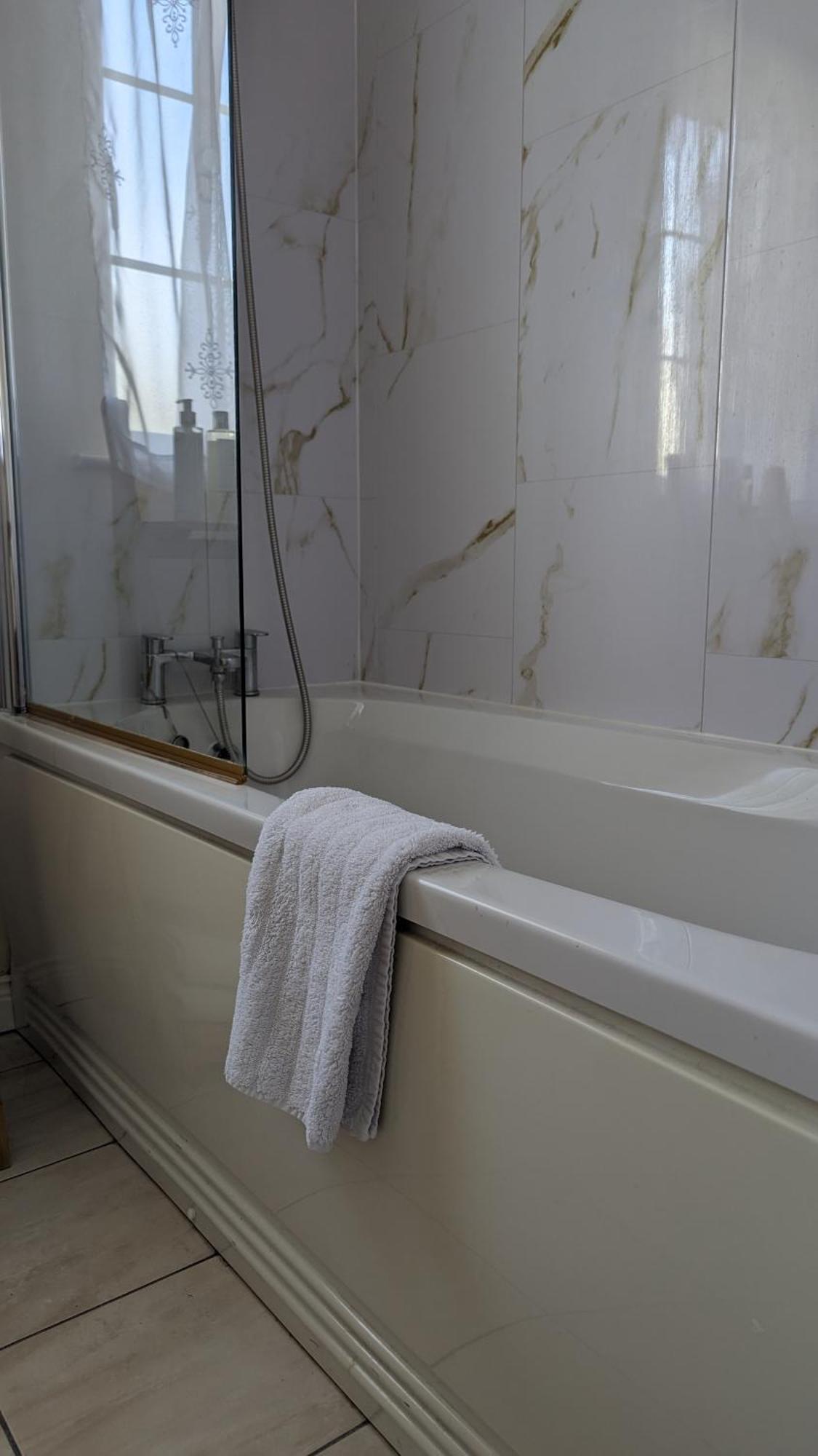 Cosy Fermanagh Home - The Cosy Beech Lisnaskea ภายนอก รูปภาพ